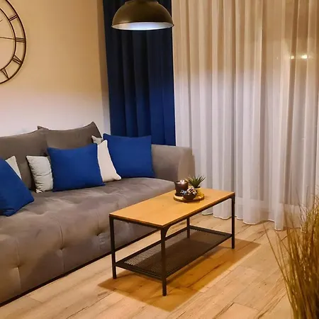 Indygo Apartment *